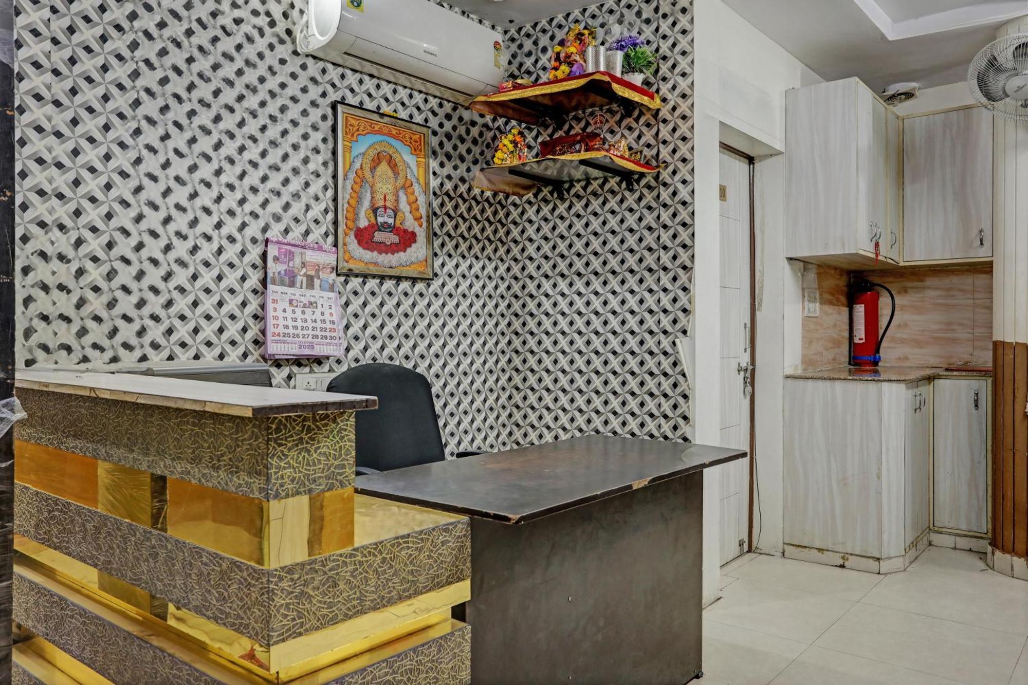 Hotel O Kanak Palace New Delhi Ngoại thất bức ảnh