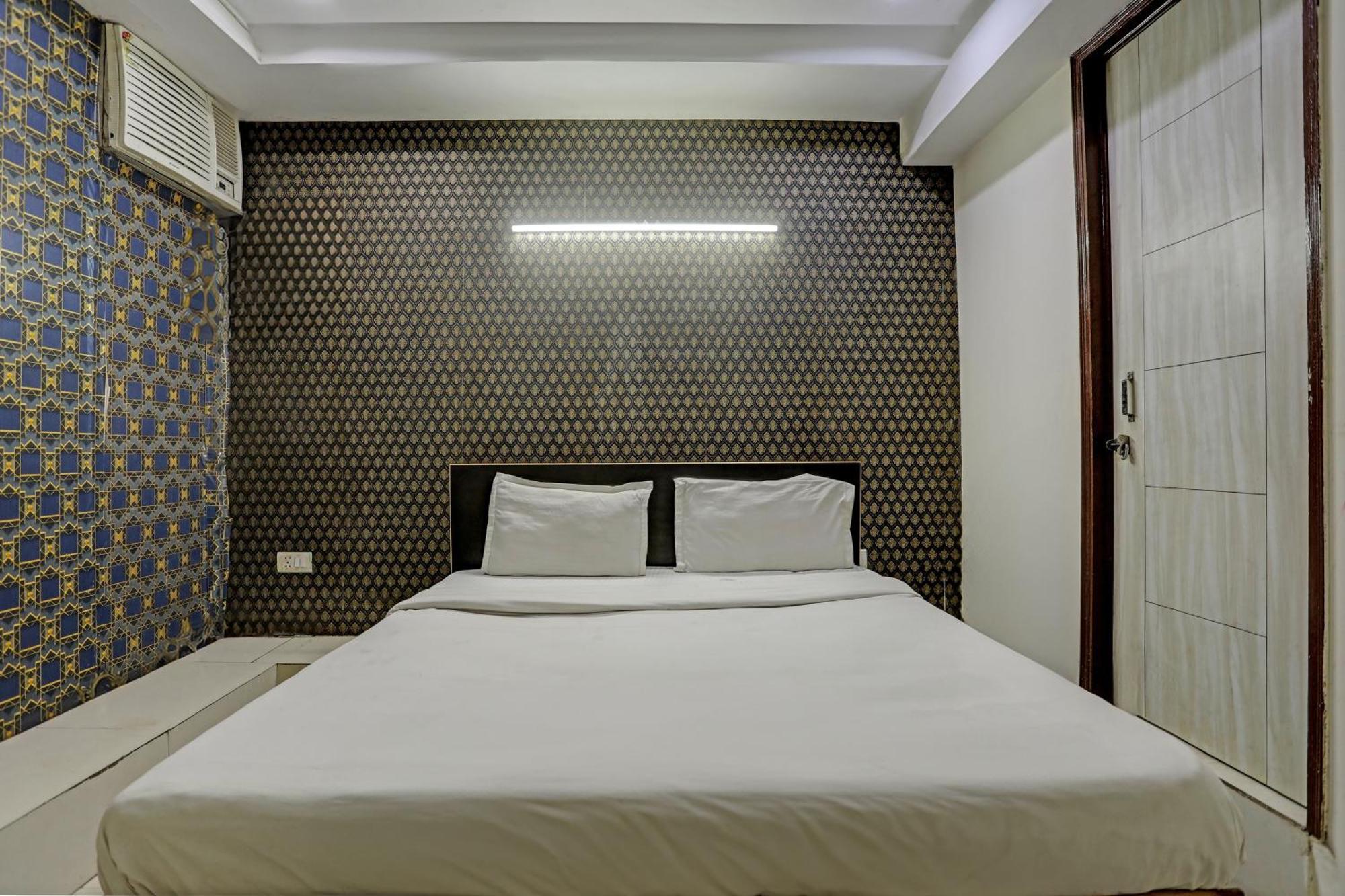 Hotel O Kanak Palace New Delhi Ngoại thất bức ảnh