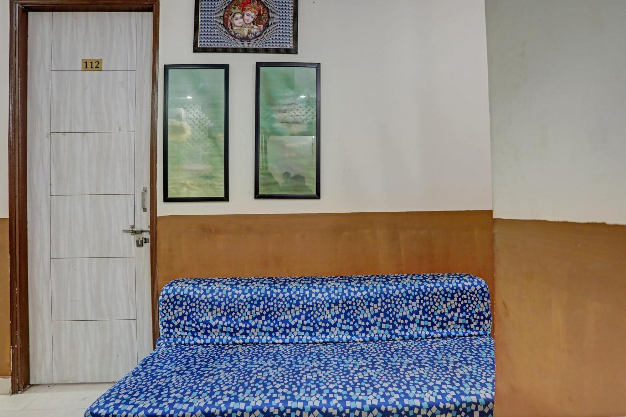 Hotel O Kanak Palace New Delhi Ngoại thất bức ảnh