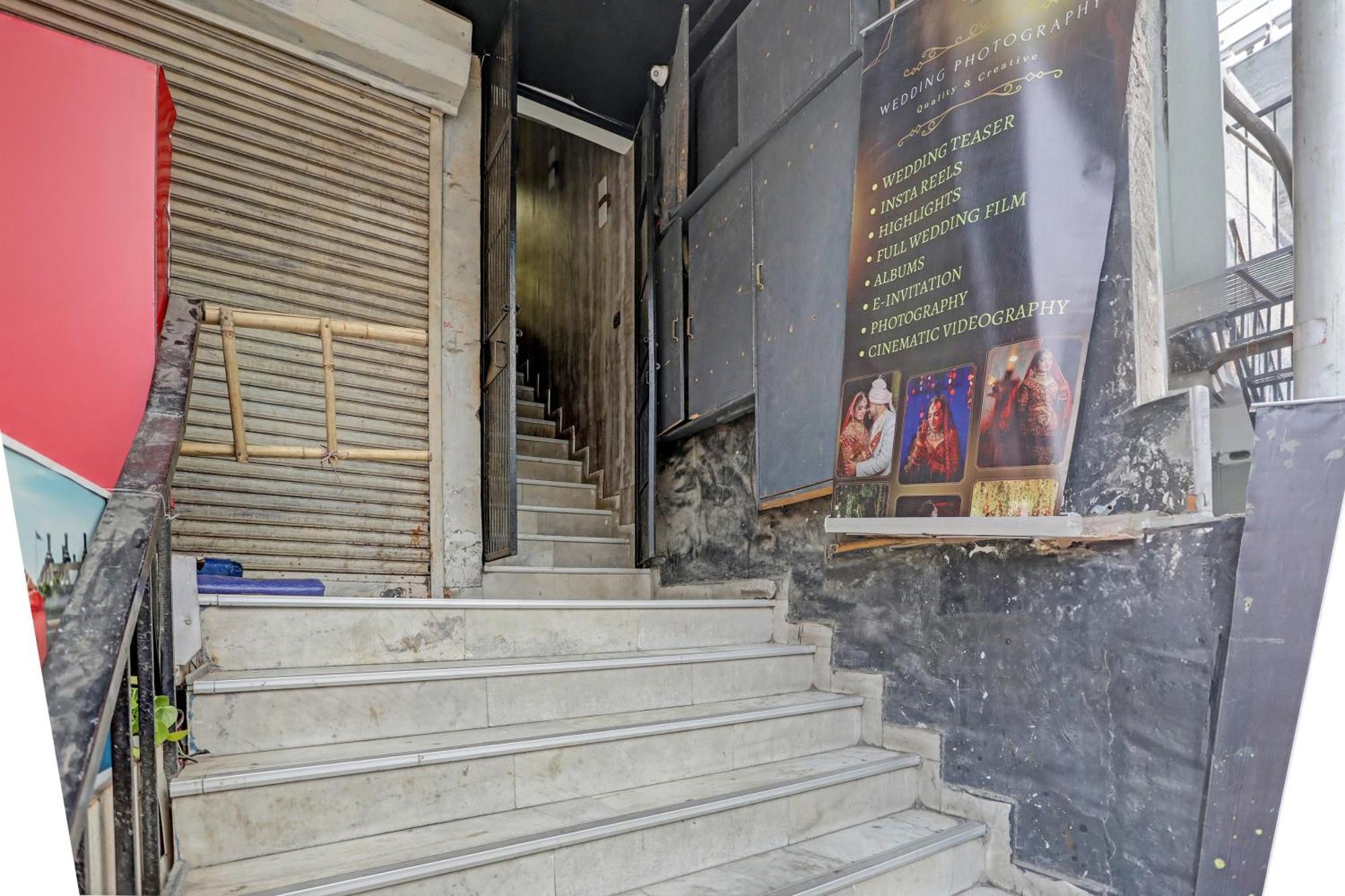 Hotel O Kanak Palace New Delhi Ngoại thất bức ảnh